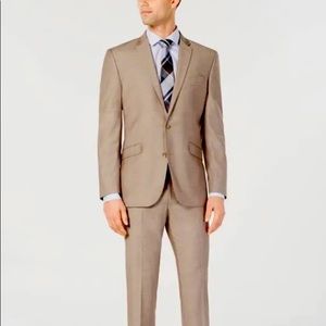 Mens tan Kenneth Cole Reaction suit BRAND NEW WITH TAGS
